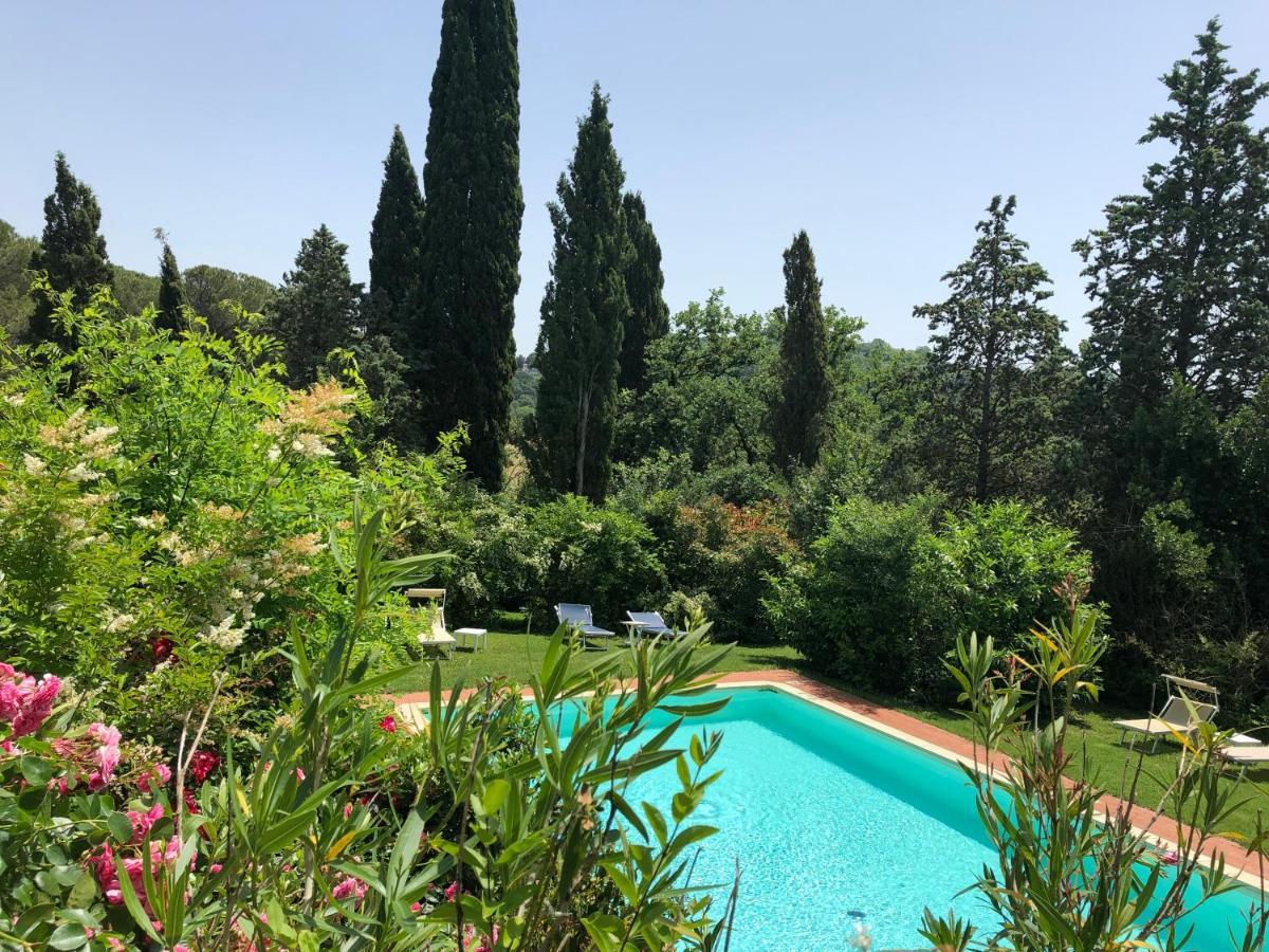 Al Giardino Degli Etruschi ξενώνας Κιούζι Εξωτερικό φωτογραφία
