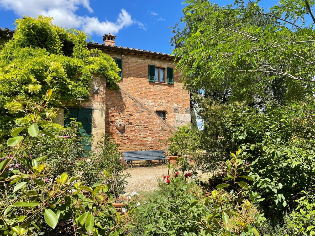 Al Giardino Degli Etruschi ξενώνας Κιούζι Εξωτερικό φωτογραφία