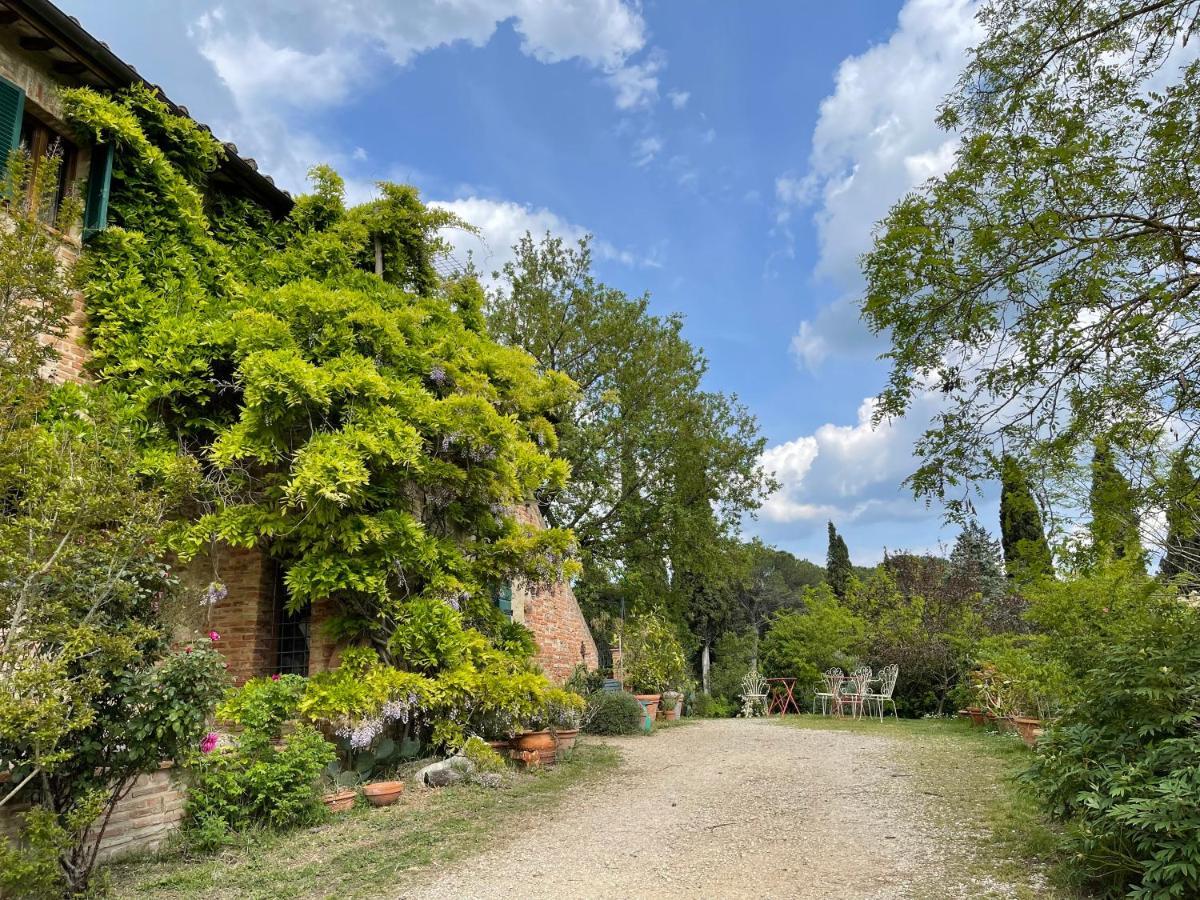 Al Giardino Degli Etruschi ξενώνας Κιούζι Εξωτερικό φωτογραφία